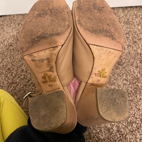 Prada heels - Picture 8 of 9